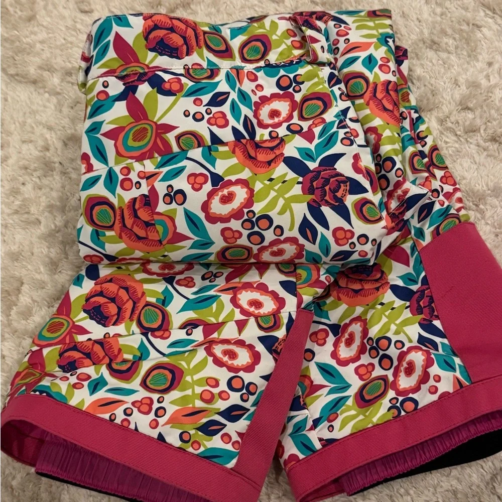 Spyder Girls Ski Pants in colorful Floral Pattern.